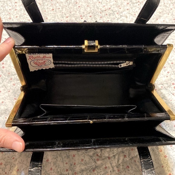 Vintage 60’s Malaysia Reptile House Crocodile Handbag - Picture 4 of 11